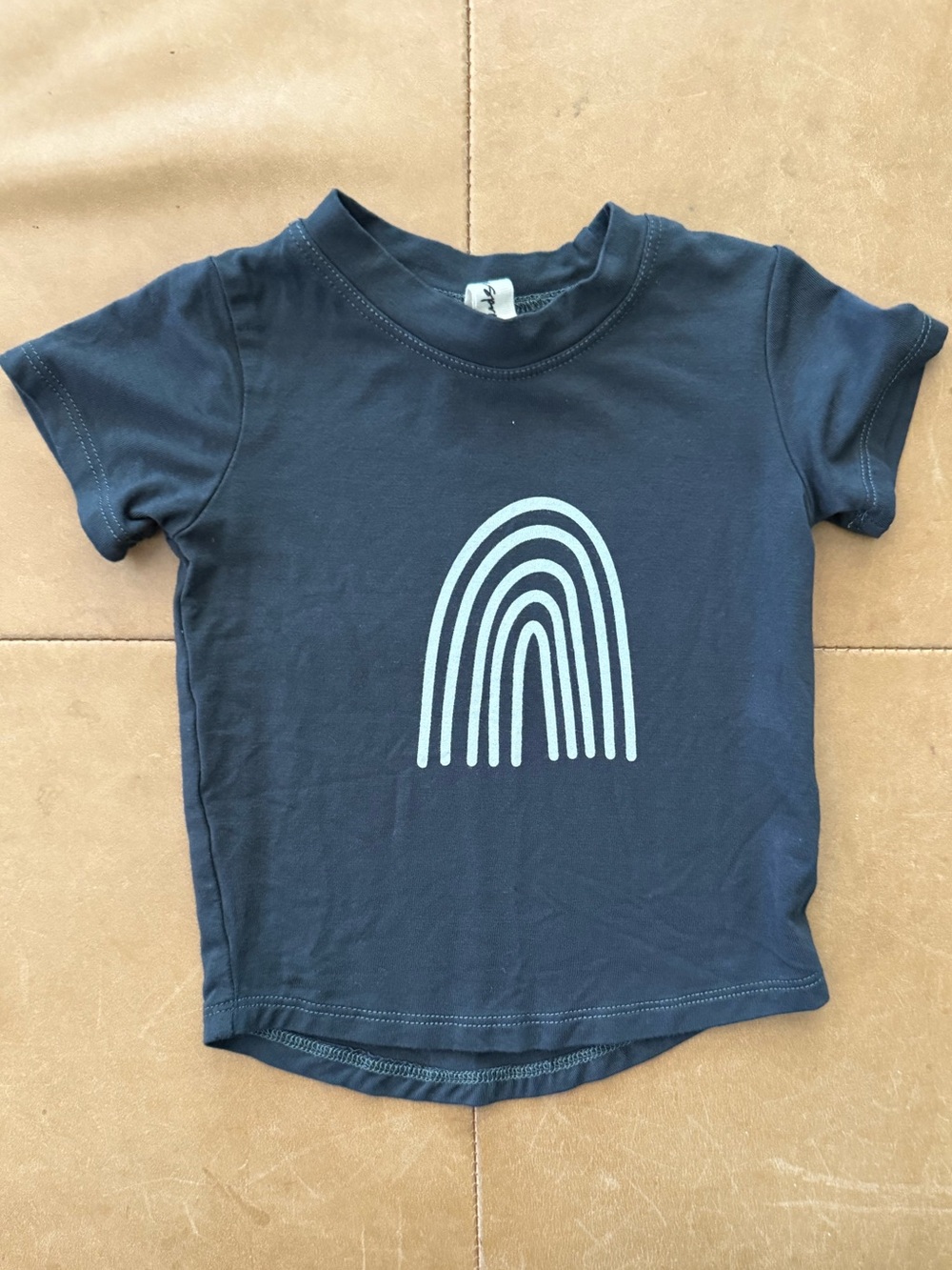💛$15 FLASH SALE💛Babysprouts Bamboo Rianbow Top 0-3M